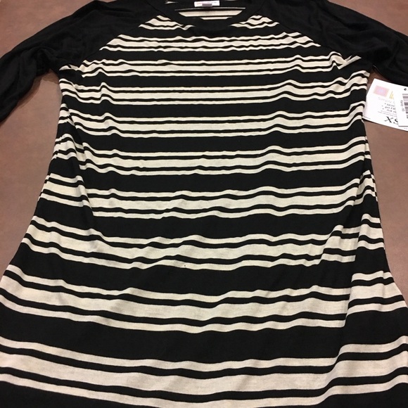 LulaRoe Randy Top - Picture 3 of 3